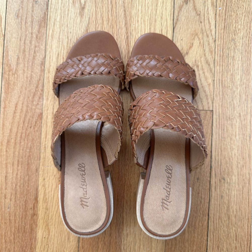 Madewell The Kiera Mule Sandal in Woven Leather